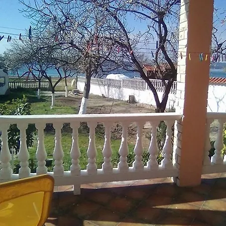 Appartamento Sunny - 10 M From Sea Bibinje